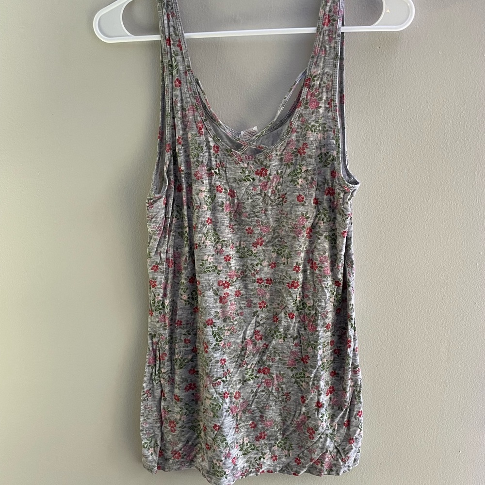 Gray Tank Top With Floral Print